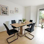 Apartman Grosszuegiges Wohlfuehlhaus Zwischen Stadt & Hinte