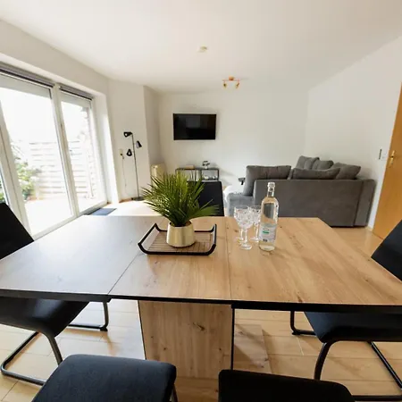 Apartment Grosszuegiges Wohlfuehlhaus Zwischen Stadt & Hinte